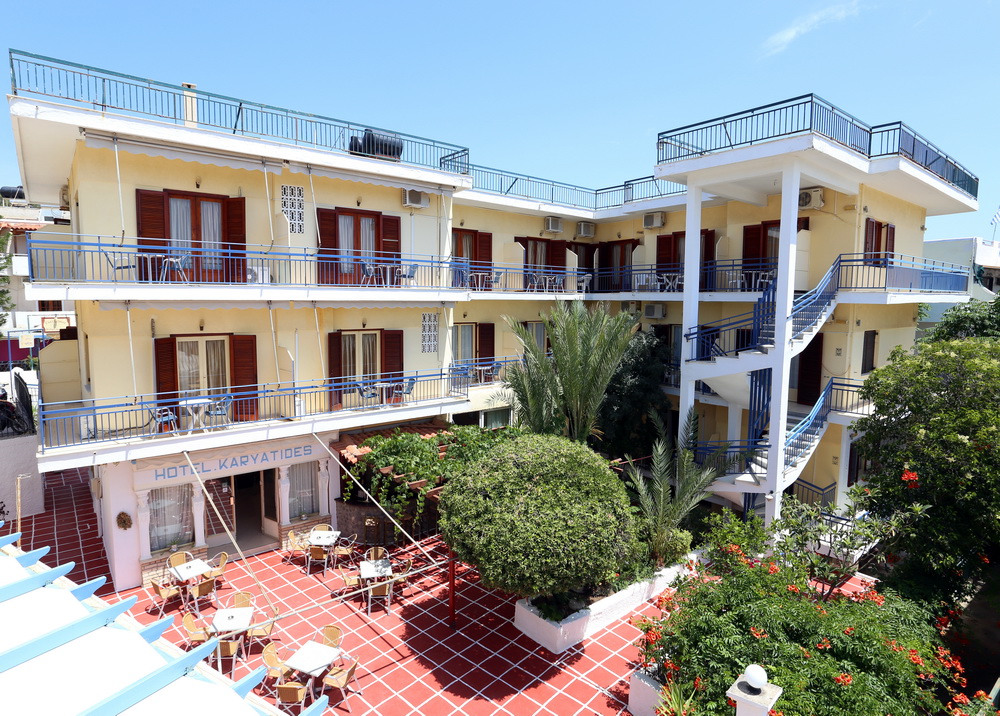 Hotel Karyatides - Agia Marina Aegina